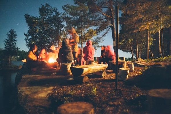 Quelles sont les règles de base du camping pour les géologues amateurs ?